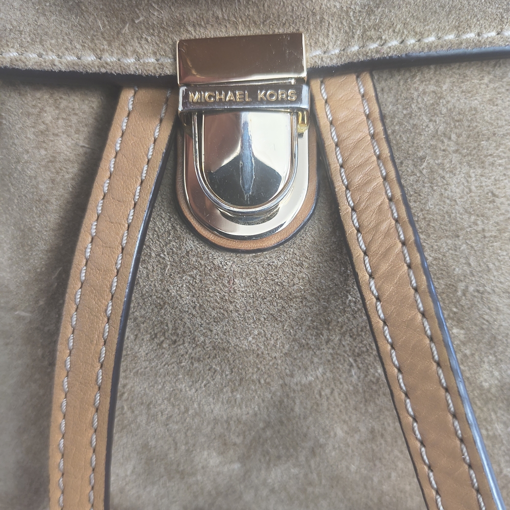 Elegant Brown Suede Backpack - Picture 5 of 15